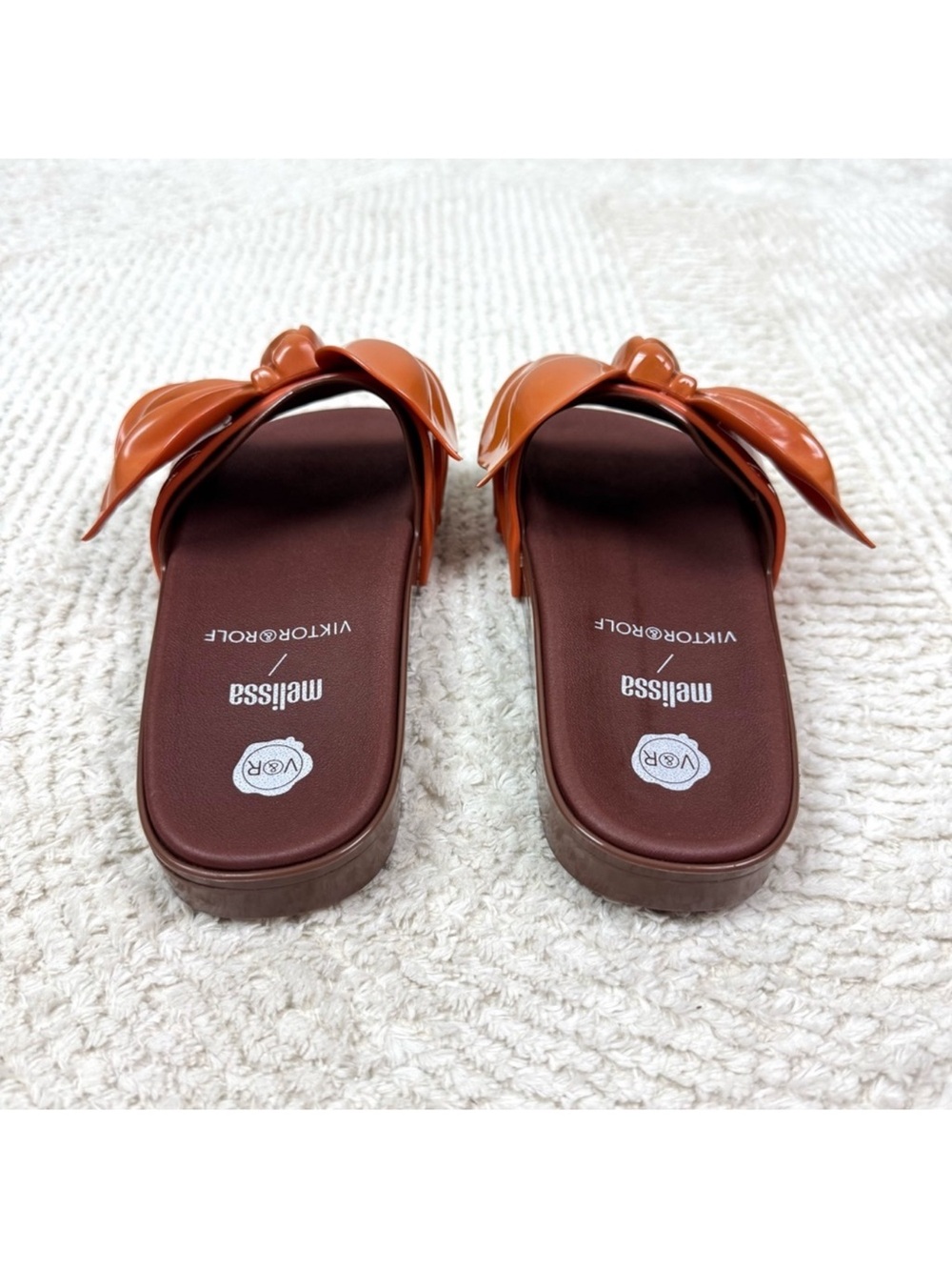 Melissa & Viktor&Rolf Brown Slides with Glossy Rust Bow - Picture 5 of 8